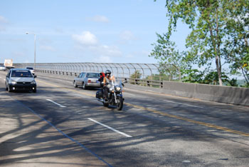 Pasando el puente de las americas.JPG